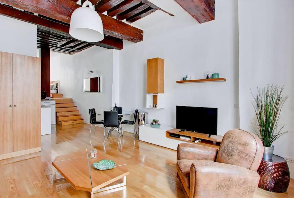 Unforgettable Stay In The Heart Of Paryż Zewnętrze zdjęcie