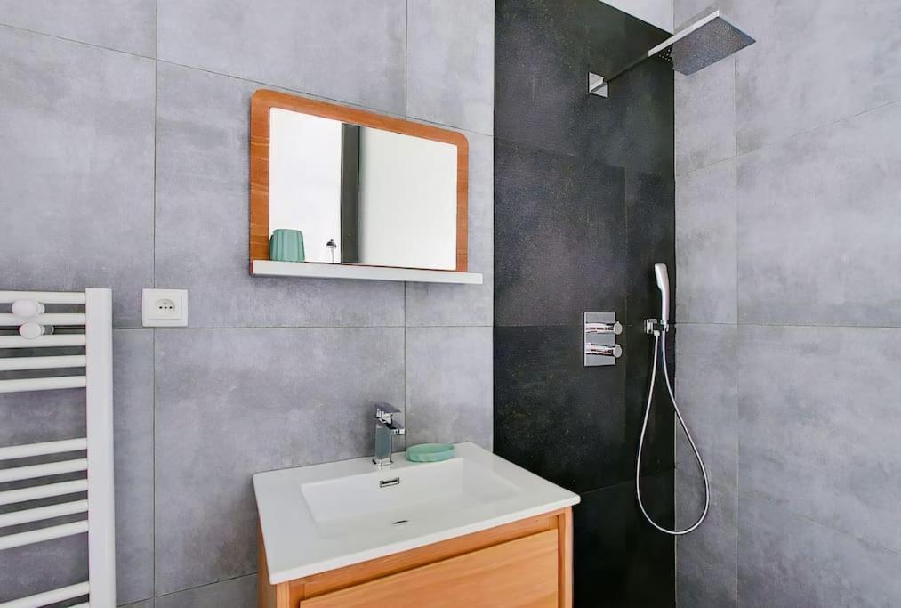 Unforgettable Stay In The Heart Of Paryż Zewnętrze zdjęcie